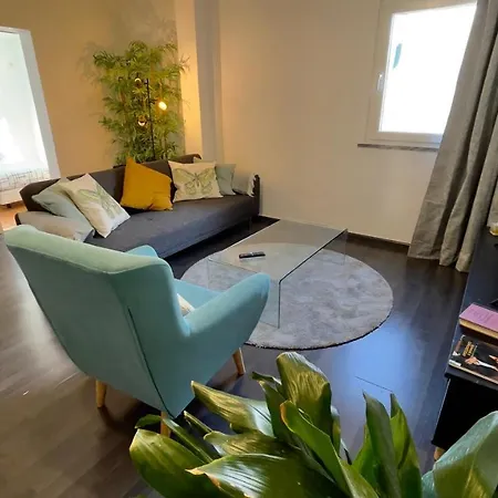 Apartamento T2 Com Terraco Grande شقة كوارتيرا
