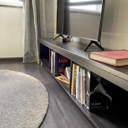 شقة Apartamento T2 Com Terraco Grande كوارتيرا