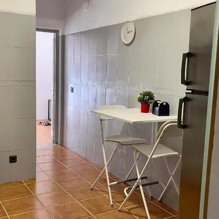 شقة Apartamento T2 Com Terraco Grande كوارتيرا
