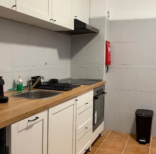 Apartamento T2 Com Terraco Grande Apartament *