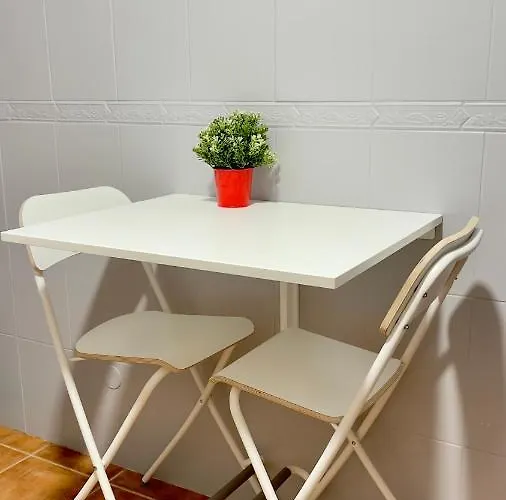 Apartamento T2 Com Terraco Grande Апартаменты *